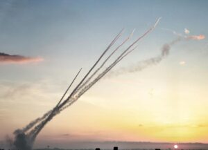 Israel intensifies attacks on S. Lebanon, UN mission urges restraint