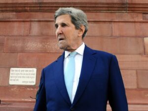 John Kerry to step down as US climate envoy