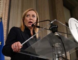 Italy scrambles to respond as US tariffs threaten economy Italy scrambles to respond as US tariffs threaten economy