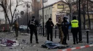 12 injured in Russia’s airstrike on Kyiv 12 injured in Russia’s airstrike on Kyiv