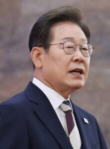 South Korea, US begin to forge rapport ahead of tough alliance tasks