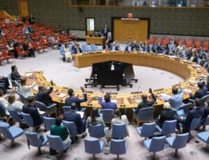 Security Council extends mandate of UN force in Lebanon for final time