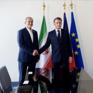 Iranian, French presidents discuss Tehran’s nuclear issue, bilateral ties