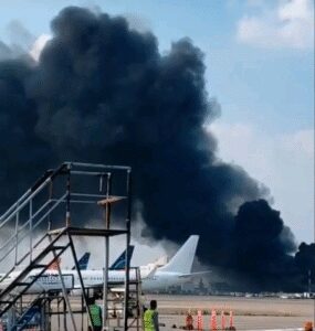 Bangladesh: Massive fire at Dhaka airport halts all flight operations Bangladesh: Massive fire at Dhaka airport halts all flight operations
