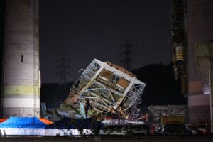 South Korea: One killed, four feared dead, two unaccounted for in power plant collapse