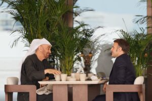 UAE, French presidents vow to strengthen bilateral cooperation