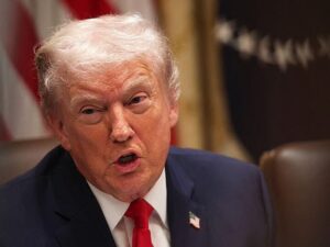 Trump targets Iran trade with new tariff order