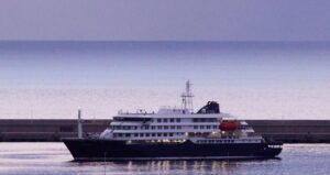 German passengers evacuated from Hantavirus-hit cruise ship