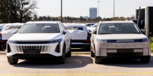 Chinese cars face new US border ban bill