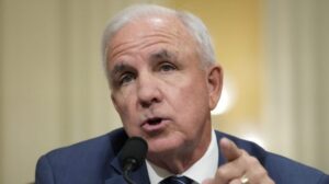 Immigrant lawmakers celebrate America’s promise