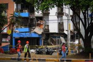 Colombia quake death toll rises to 273